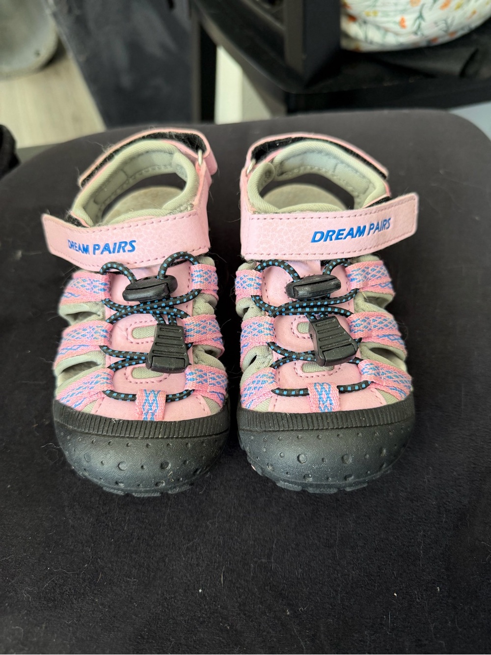 DREAM PAIRS Girls Summer Water Athletic Sandals Pink Size 7 GUC